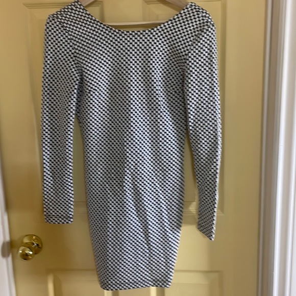 Body con dress black and white - Picture 2 of 4